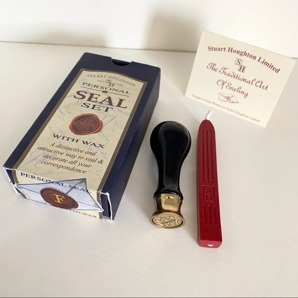 Hold Vintage F Monogram glass Wax Seal